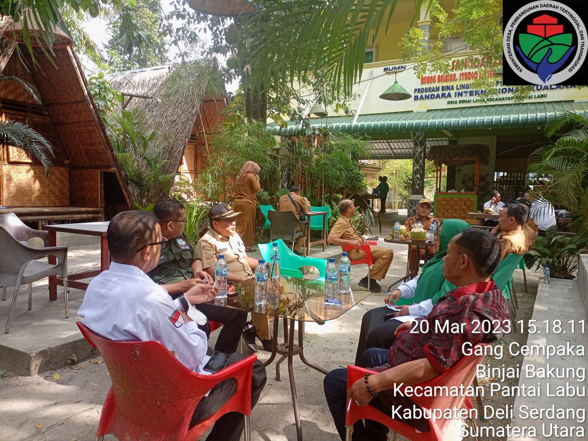 ErwinLoebis77's tweet photo. #HariDesaAsriNusantara
@jokowi @halimiskandarnu @imansyukri @malik_haramain @taufikmadjid71 @yusradaridesa @azzameldzikrie @Pusat_PPMD @tppkemendes @kemendespdtt @SukoyoKasekpro  @Brigade01Arwan1 
Penanaman Pohon bersama Dinas PMD Provinsi https://t.co/k2Dx8U6MWU