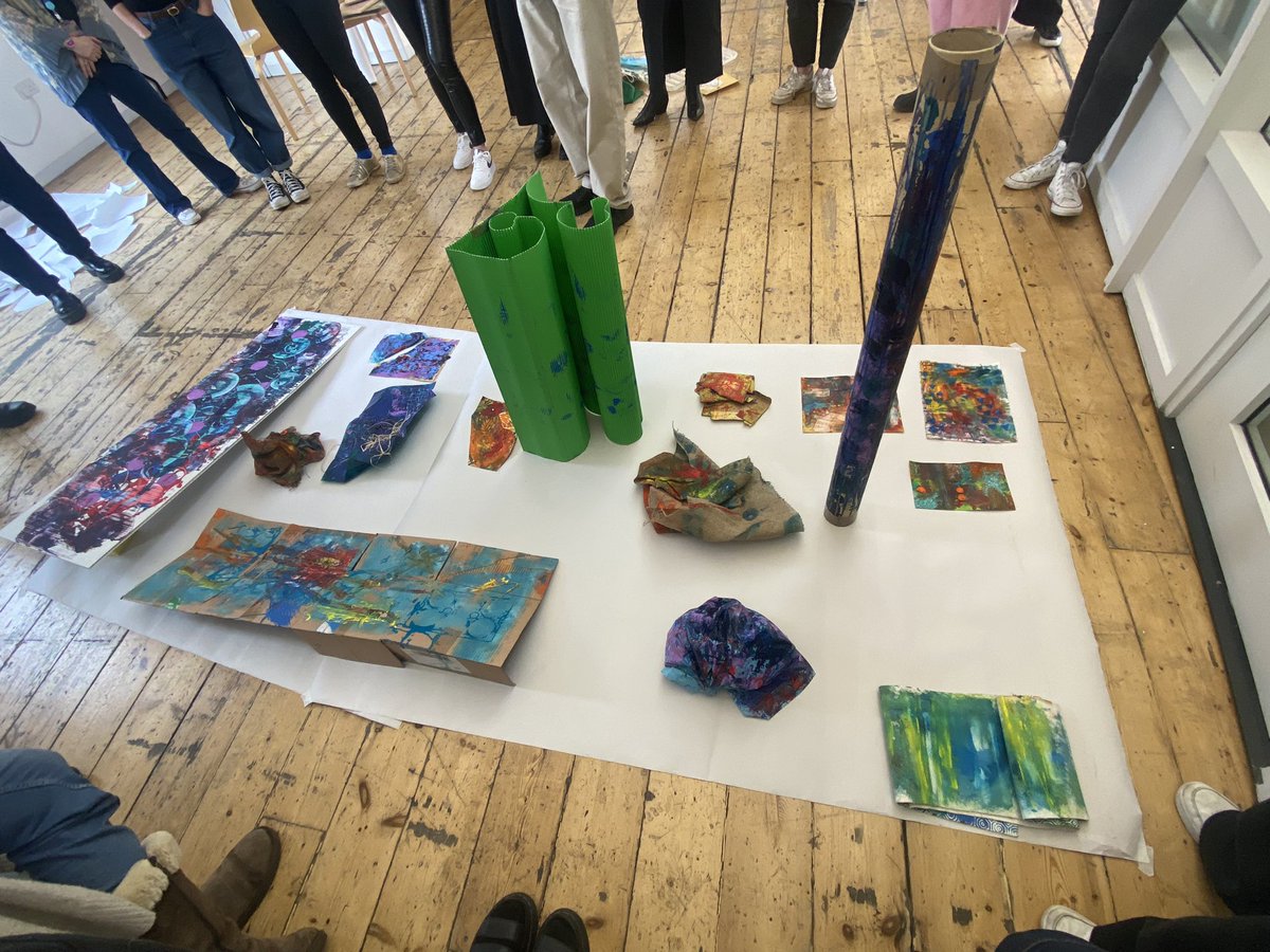 THATnetworkLDN's tweet photo. Thank you Kirsty Lowry @_TheWhitechapel
Painting CPD with
Artists Sarah Kate Wilson and Bettina Fung who introduced us to ways of working responding to their practice&ideas within current exhibition - Action, Gesture, Paint - @THAMES_music #automatism #abstractart #create #artcpd https://t.co/klfPmk9NFS