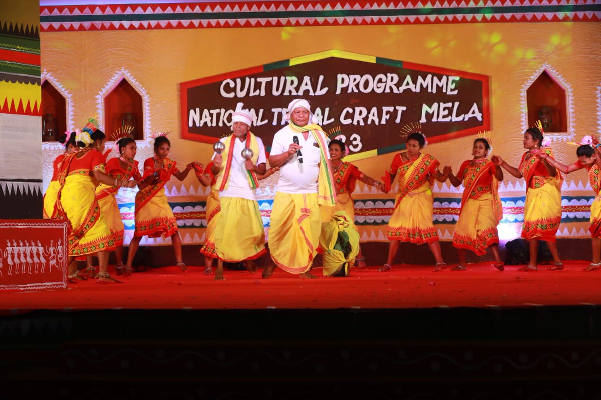 scstrti's tweet photo. The cultural program on the Closing ceremony evening of #NationalTribalCraftMela,2023 was marked by mesmerizing dance performances by #Durua #Paroja & #Omanatya tribes.
@CMO_Odisha
@saraka_fan
@IPR_Odisha
@scstdevdept
@TribalAffairsIn
@MoSarkar5T https://t.co/UuRY7HTJqA