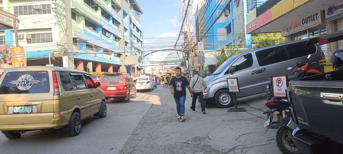NHAtripper69's tweet photo. 📍 Gi laay, nangita pwede makaon sa syudad. Any recommendations? OTW Cathedral 🫰
#CDOtripper #CDOfun https://t.co/fCfqhMRuUY