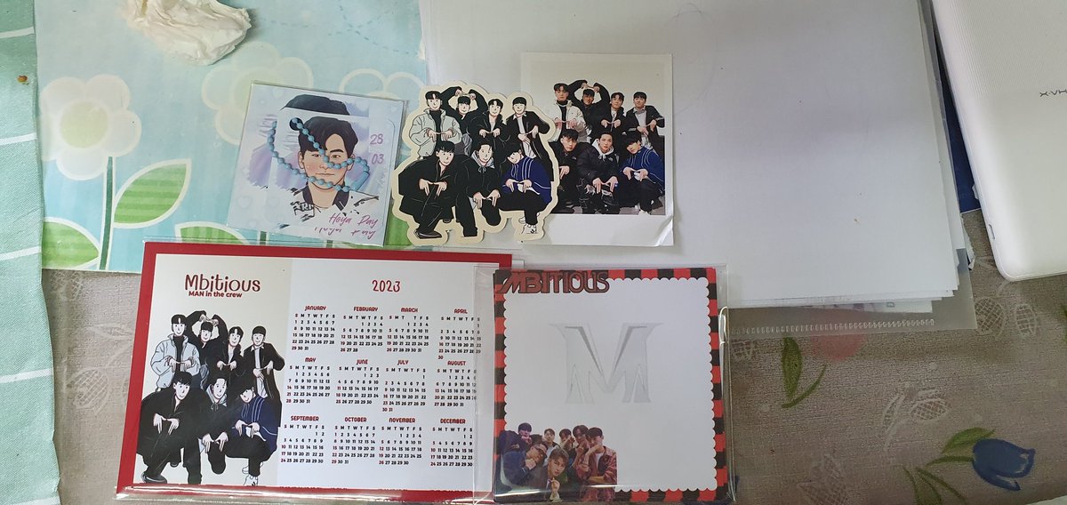 MyBossMika_BN's tweet photo. Set กอว Mbitious
เเวะมารีวิวให้ค่า
รูปการ์ตูน #วาดรูปกับตัวp
ไดคัท กับ โปสการ์ด #sixteensepreview
กระดาษโน็ต #รีวิวเจ้าหมูปริม
พวงกุญเเจ #rvlittlemoo https://t.co/kmKT7SsHtn