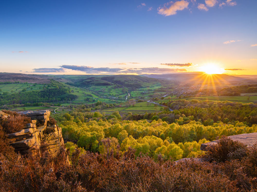 peakdistrict's tweet photo. #MondayMotivation
Happy #SpringEquinox! πΈπ₯°
#millstoneedge #hopevalley #springtime #springvibes #lovespring
π· @psprosonphoto π https://t.co/iwFBwGuLlX