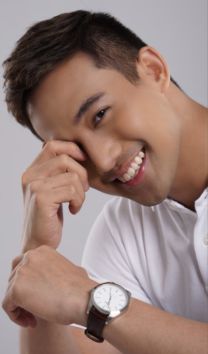 akosiKenChan's tweet photo. It’s Monday but keep smiling! 😄 https://t.co/J82mHQXTU9
