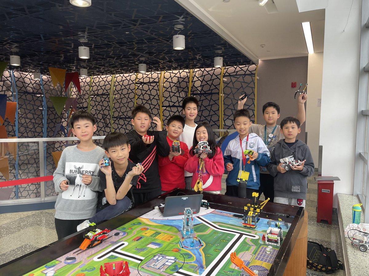 amyamyhoss's tweet photo. So lucky to spend my ASA time with these humans. They show grit, resilience, kindness, intelligence and humour every single session. @firstlegoleague @SASchina #SASPudong #PDESRocks https://t.co/8E3VRZvqr3