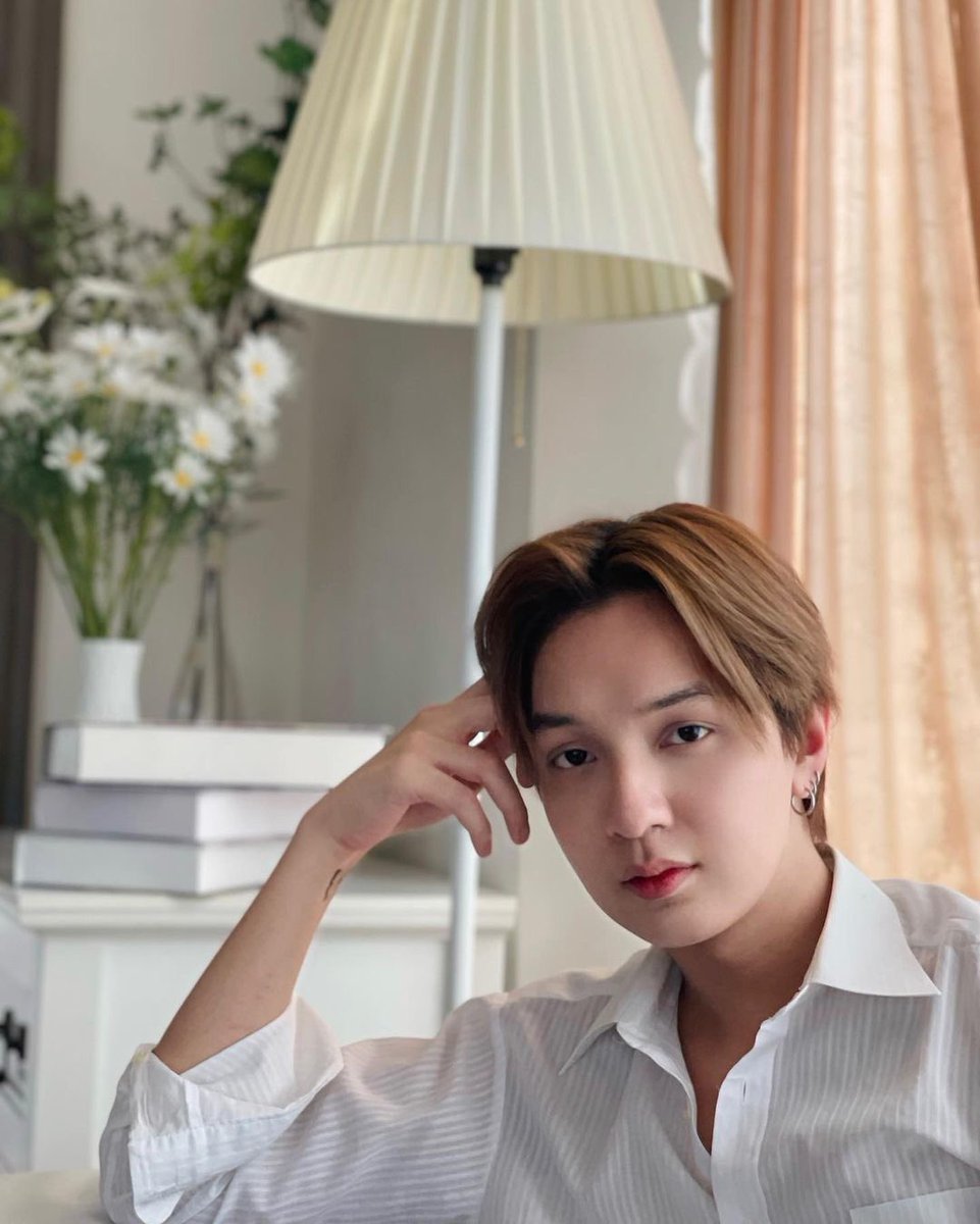 BUZZZONEE's tweet photo. 20.03.2023 | IG Update : @buzzstx 

💭 🤍
🔗 https://t.co/Mn3sTKCixg

#BuzzNorravit 
#BuzzElement 
#BUZZZONE 
#ELEMENTTH 
#Starhunterentertainment https://t.co/yLw64ACQiX