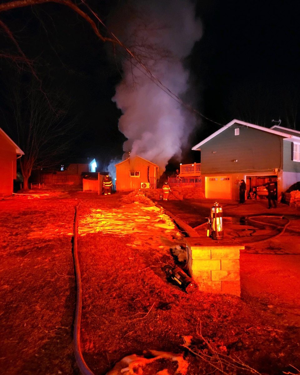 howellsfire21's tweet photo. Last Thursday howells units kept busy and operated at 2 structure fires. The first was a 3rd alarm fire in Circleville fire district that the tanker and squad responded too and a first due shed fire later that evening. https://t.co/XQQZfs2U6M