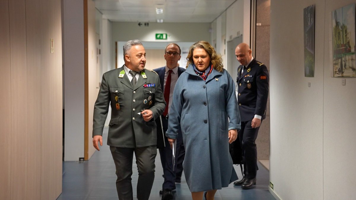 Global partnerships & coop/ are vital for our peace & security. Eager to address at the first #SchumanForum in Brussels & to meet my colleagues – ministers of defence.
On the Agenda–meetings with several high-level political and military representatives of the Alliance and the 🇪🇺