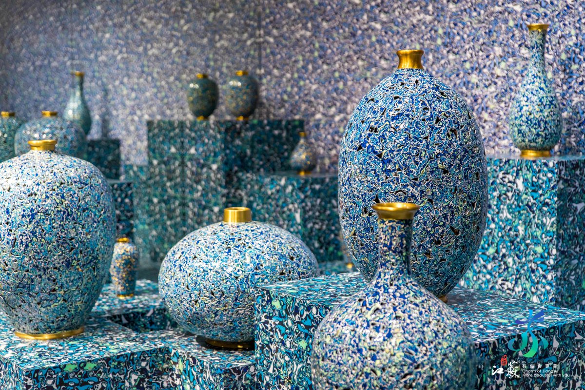 VisitJiangsu's tweet photo. #CultureJS A Copper Art Exhibition by artist Zhu Bingren is taking place at the China Grand Canal Museum in Yangzhou. Come and see the many copper creations flowing from the artist's imagination. #ArtCulture https://t.co/HA4PogtwKL