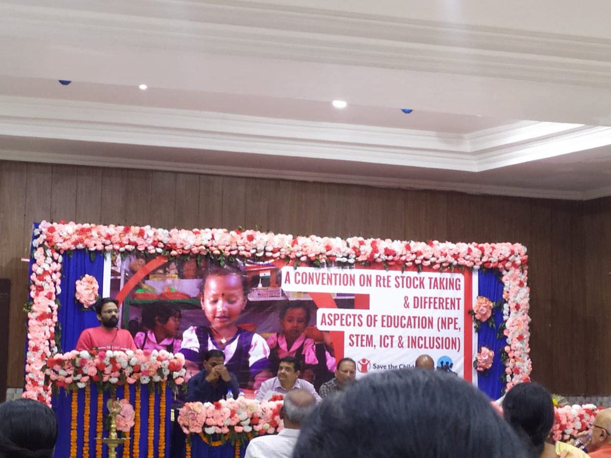 Atmashakti3's tweet image. Sharing of our Mo Chatashali initiative and &quot;Education cannot wait. Act Now&quot; study report during a state-level stocktaking convention organized by RTE Forum in association with Save the Children India in Bhubaneswar.

#learningrecovery #bridgethegap #mochatashali