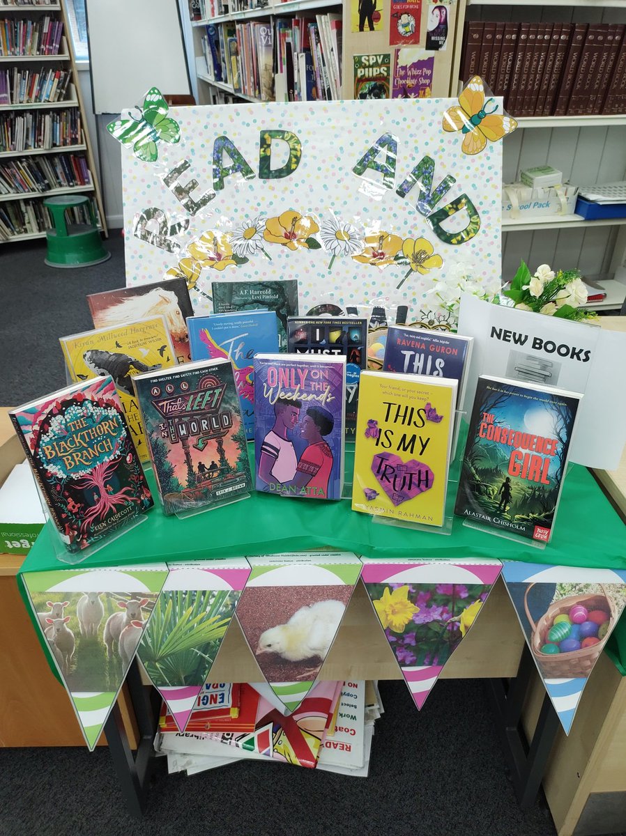 ghslibraryreads's tweet image. Read and Grow! Our Spring display of new books is in the main library. Come in and have a browse.
#spring #readandgrow #readingforpleasure