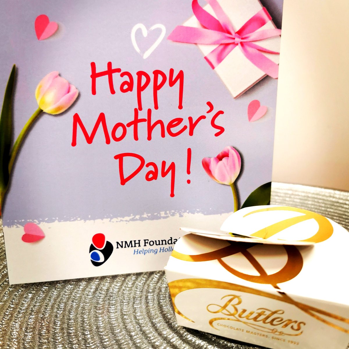 The new mums enjoyed celebrating Mother’s Day with their newborn babies this weekend at @_TheNMH. The NMH Foundation and the NMH Catering wished all mums in Holles Street a very Happy Mother’s Day with cards and chocolates! 🌷💕 #HappyMothersDay