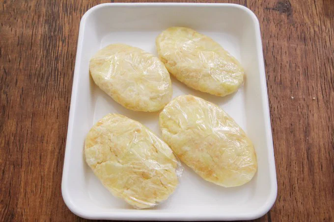 少ない量の油で作れるのはお手軽感があって嬉しい！簡単で美味しそうな「ハッシュポテト」レシピ！