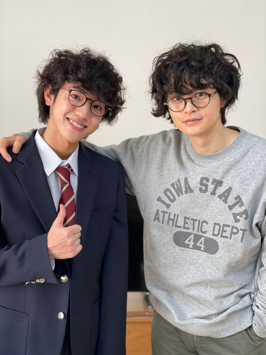 ☘️オフショット☘️
スペシャルドラマ #私小説 
中学生の仁と２ショット📸

ただいま見逃し配信中👇

#瀬戸康史
#上野樹里
#市川拓司
#テレビ朝日