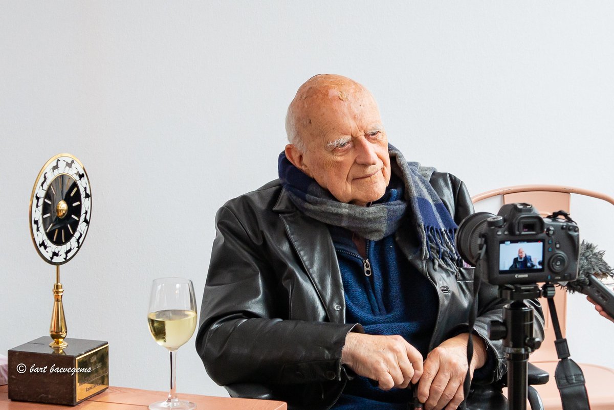 Animatiefilmer Raoul Servais (94) is overleden. Hij won tientallen internationale prijzen, waaronder een Gouden Palm in Cannes, en stampte de eerste tekenfilmopleiding van Europa uit de grond.