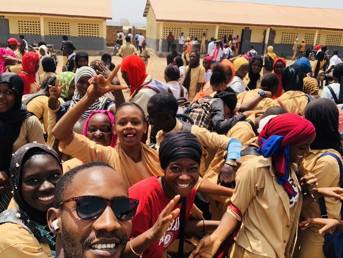 BiroBarryDabola's tweet photo. Projet communautaire : Pour la scolarisation de la jeune fille en milieu rurale @TroupePottal @cecoje_labe https://t.co/9G6HmBBBoC