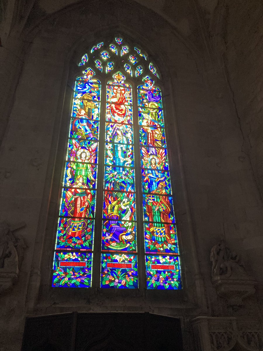 Vitraux de l’église Saint-Étienne de Saint-Mihiel itinérance ds #LaMeuse  #Lorraine retrouver notre reportage avec Léo Bensimon <a href="/leo_bnsm/">Léo Bensimon</a> et #adrienLopez au montage aujourdhui au #jt13h de @France2tv  <a href="/MeuseAttractive/">Meuse Attractivité</a> <a href="/deptmeuse/">Département Meuse</a>