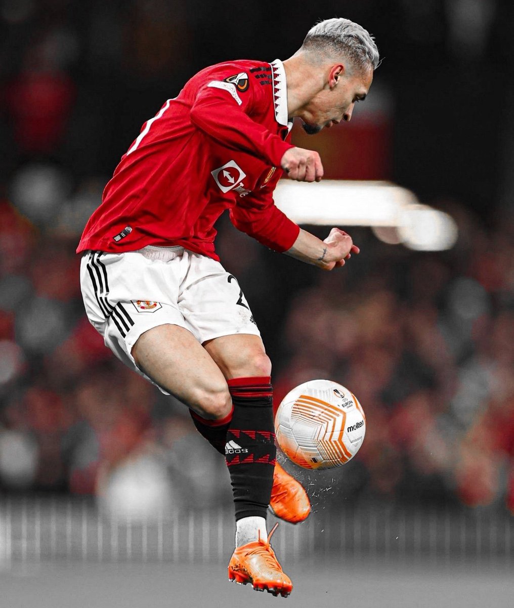 UtdFaithfuls's tweet photo. Antony came on yesterday and again showed what we miss when he doesn't play, but still, he's being written off by our fans.

Erik ten Hag knows why he signed this guy, give him time and you'll see that Antony will succeed at Manchester United. https://t.co/NpWNZDbhPd
