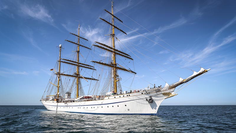 Float Magazin tweet media