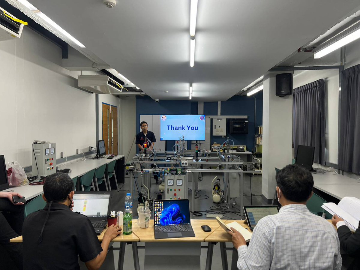 GermanThaiChamb's tweet photo. 1st time examination in English for the theoretical part of Mechatronics organised by #GTDEE based on the PAL Final Examination, 🇩🇪 standard. 12 #E_Tech students batch 2021 took the exam by producing the modular sorting system #PartnerforDVET #GTCC #PartnerInThailand https://t.co/KKlHSRVpCc