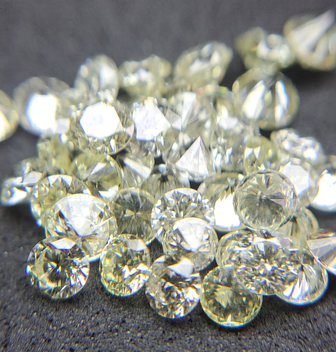 ctigems's tweet photo. TLC, LC and DC natural diamonds.

Loving these beauties.

#diamond #luxury #preciousstones #jewelry #fashion #love #beautiful #beauty #instagood https://t.co/r5ll6ILLEF