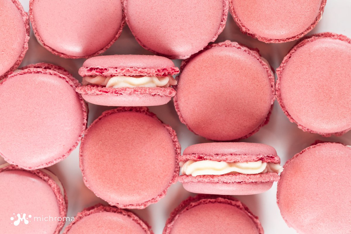 michroma_co's tweet image. Happy #NationalMacaronDay! 🎉 Did you know that colors used in #BakedGoods must withstand light and heat?
Our high-performance, sustainable, natural food colorant, Red+, is specially formulated to offer exceptional stability and versatility in baked products🍰.
#NaturalColorant