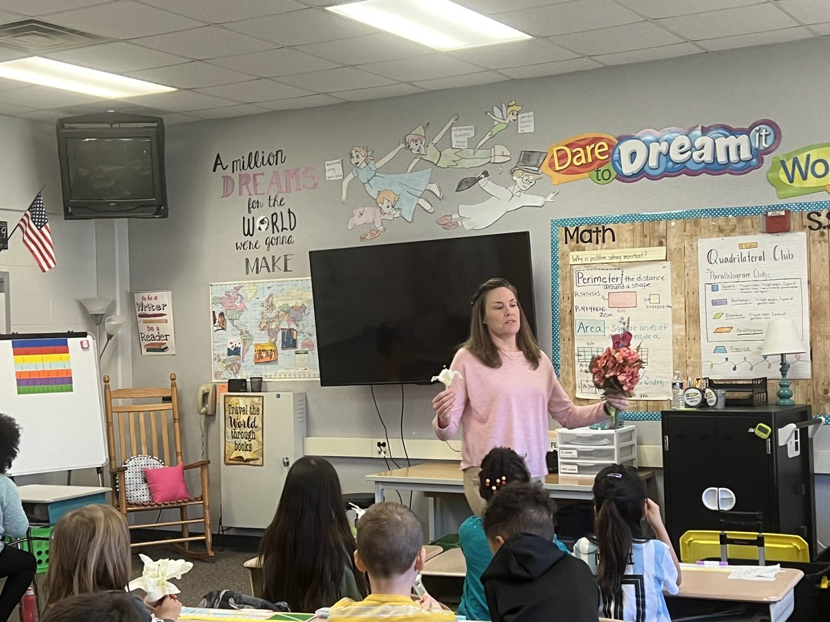 Kenya Moore-Kerr tweet media