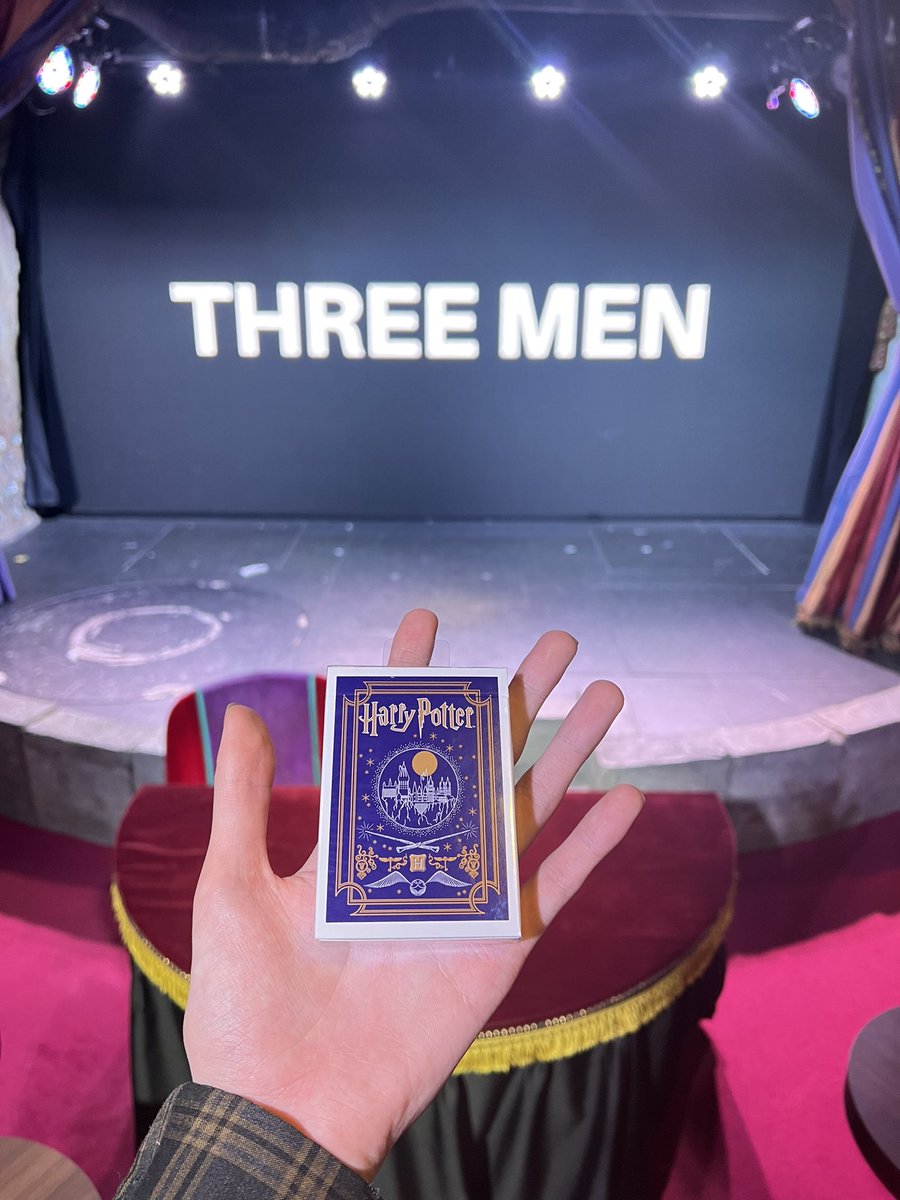 masato_magic's tweet image. 『マジックと夕飯を楽しむ夜』見に行ってきました！！
楽しかったです〜👍

ハリポタデック買いました！！

#オズマンド
#THREEMEN