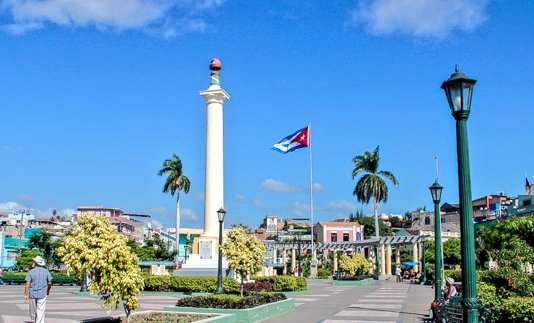 BeatrizJUrrutia's tweet photo. Por nuestras victorias y la satisfacción de despertar cada día en un país libre y soberano, cuya fuerza moral supera cualquier adversidad. ¡Viva Cuba! ¡Gracias Patria, gracias Revolución! Excelente jornada para todos.

#YoVotoXTodos 🇨🇺
#MejorEsPosible #SantiagodeCuba @DiazCanelB. https://t.co/NNpAs36mLC