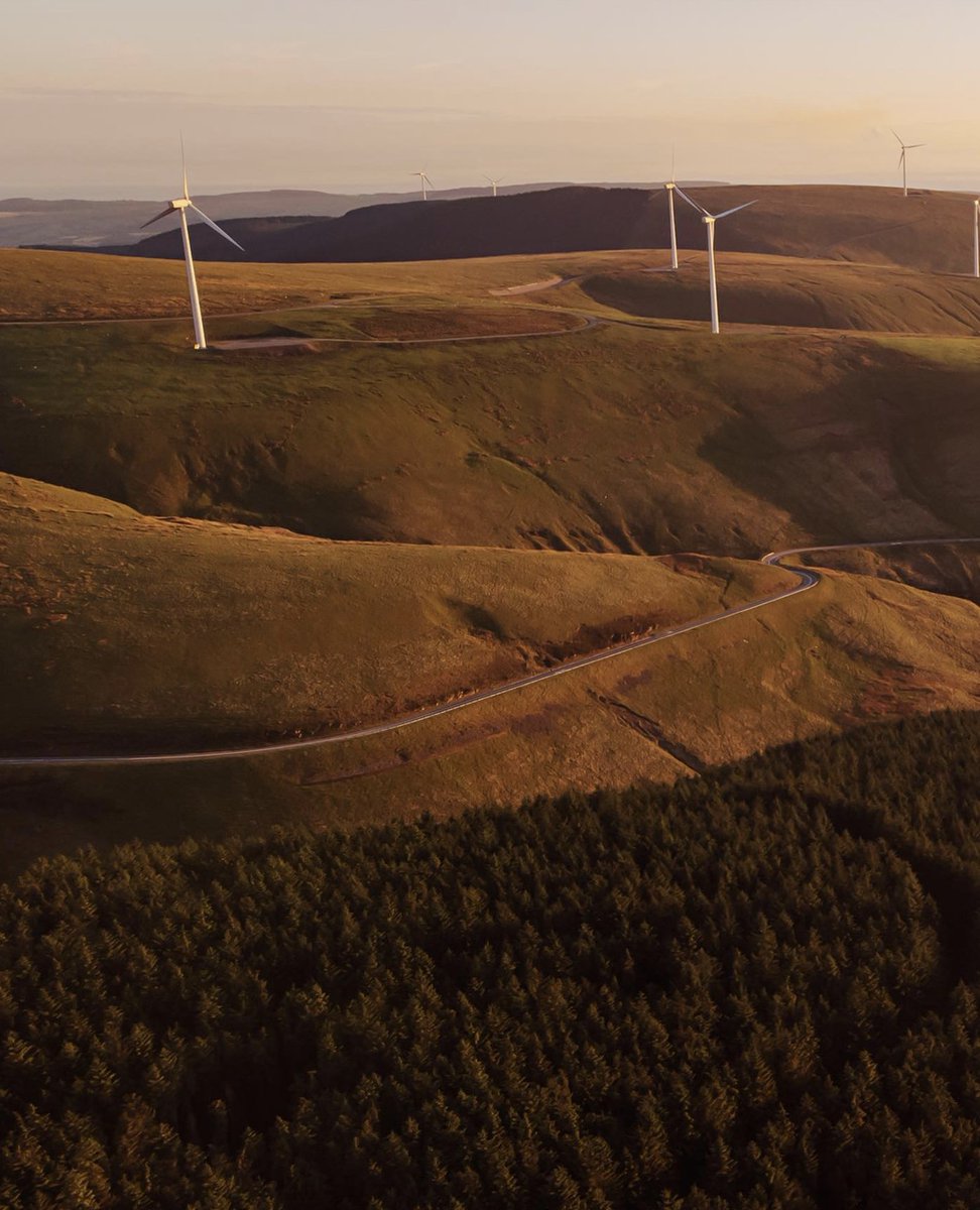 Visit Bridgend tweet media