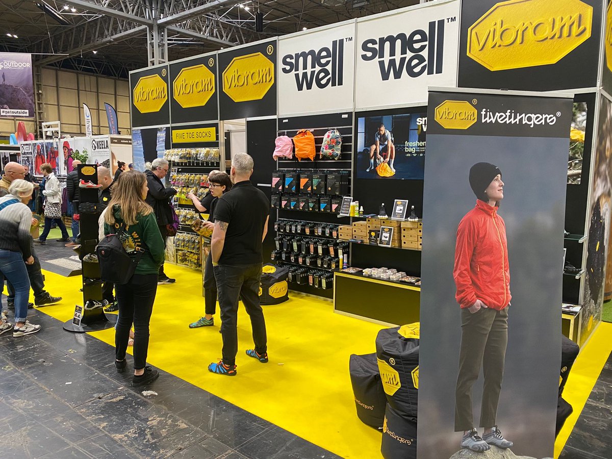 Vibram5FingerUK's tweet photo. A huge thank you to everyone who joined us at the @natoutdoorexpo this weekend!
We had an incredible time and can't wait until the next one! 🏃‍♂️👣

#MoveFreely #thenationaloutdoorexpo #NEC #Barefoot #FiveFingers #vibram https://t.co/l1x5Xd5eyY