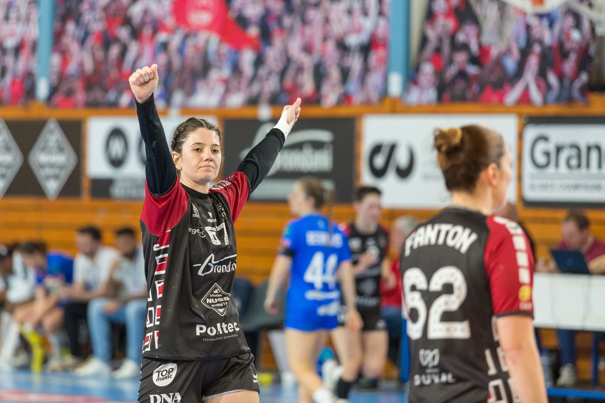 ath_handball's tweet photo. On vous souhaite une très belle semaine :)
RDV le samedi 1 avril pour une incroyable soirée de handball féminin.
@LFH_Officiel @ffhandball #D2fHandballPro https://t.co/1muGH6I4vL