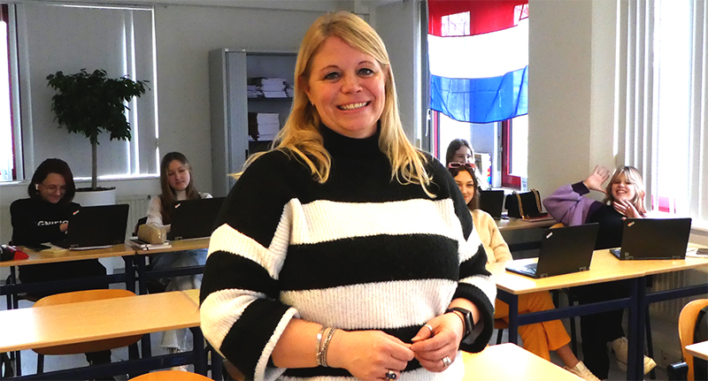 🇺🇦Door de oorlog in Oekraïne kreeg de Internationale Schakelklas van StartCollege vorig jaar te maken met een enorme toestroom van nieuwe studenten. Lees: Hoe StartCollege onderwijs biedt aan Oekraïense vluchtelingen onderwijsmagazine-zinmag.nl/startcollege-o… #onderwijs #vluchtelingen #oekraïne