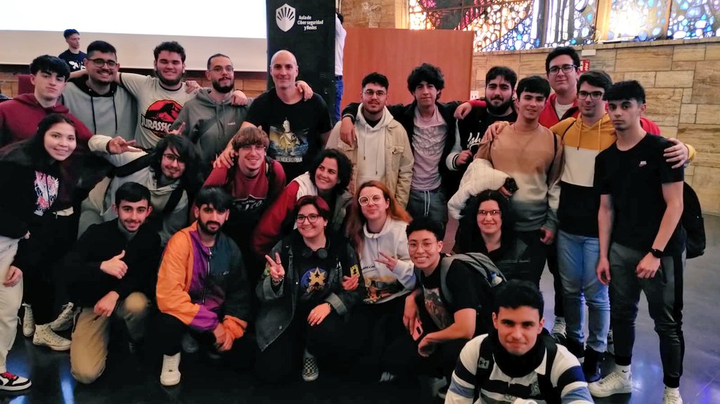 IESNervion's tweet image. El pasado viermes el alumnado de @DAMNervion
Paricipió en la VIII Edición de la Security High School #SHS2k23 en Córdoba.