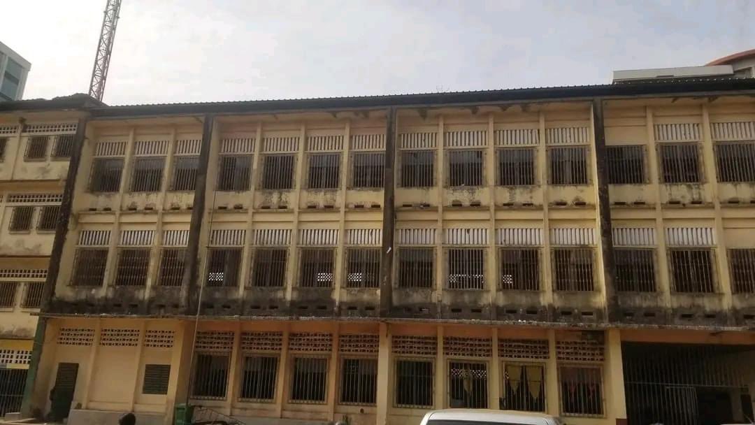 Sultan de Conakry tweet media