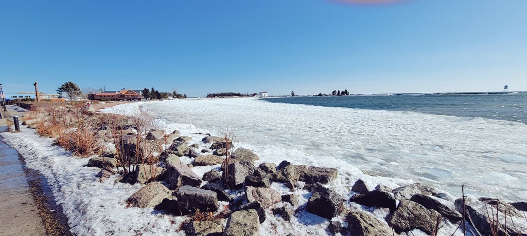 ChavoChipp's tweet photo. Absolutely gorgeous drive up the North Shore of Lake Superior yesterday morning! The last North American Crane, in Thunder Bay, Filled!  Such a beautiful experience! FIRST time to Canada 🇨🇦! What a Day,  What a Day! #coinhuntworld #gonehunting #builditup #community #playtoearn https://t.co/xwyDe0cXn7