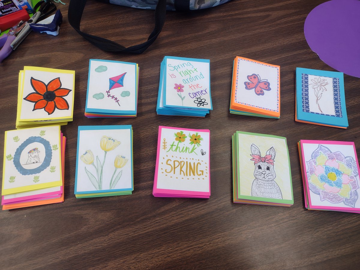Several NHS members met and created handmade 'Think Spring' cards for local senior citizens this past weekend. RAHS (@RAHSburg) Senior Elizabeth Colwell organized the project and will be delivering the cards to the Senior Life Center. #ReedsburgPride