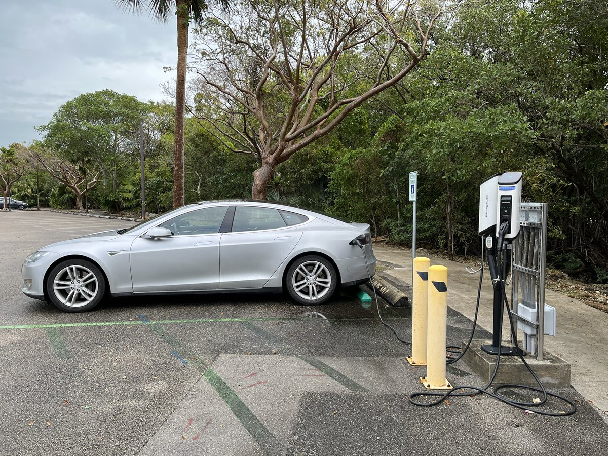 Charge in your park. #EVcharging at Biscayne National Park @BiscayneNPS @SemaConnect is working well. 🔌
