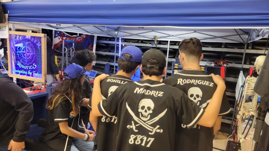 South Dade Senior tweet media