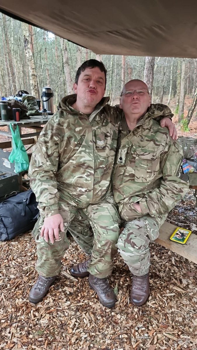 Always so much love within @Brakenhale CCF, even when out on a 3 day exercise, and it's not the driest of times. It's the CFAVs that make it all possible @ArmyCadetsUK @CCFcadets @GreenshawTrust