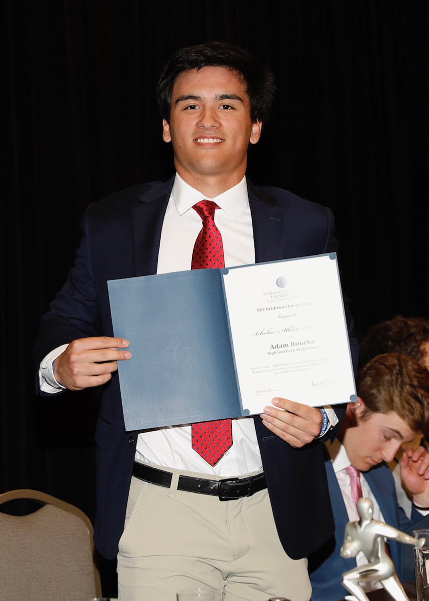 CBS11BillJones's tweet photo. Congrats to Highland Park Senior DB Adam Rourke, who wins Army Black Knight Award Scholarship at National Football Foundation Gridiron Club of Dallas banquet — a National Merit Scholar Finalist, Adam plays football &amp; baseball &amp; will be joining @StanfordFball as preferred walk-on. https://t.co/ShWCSF9dB8