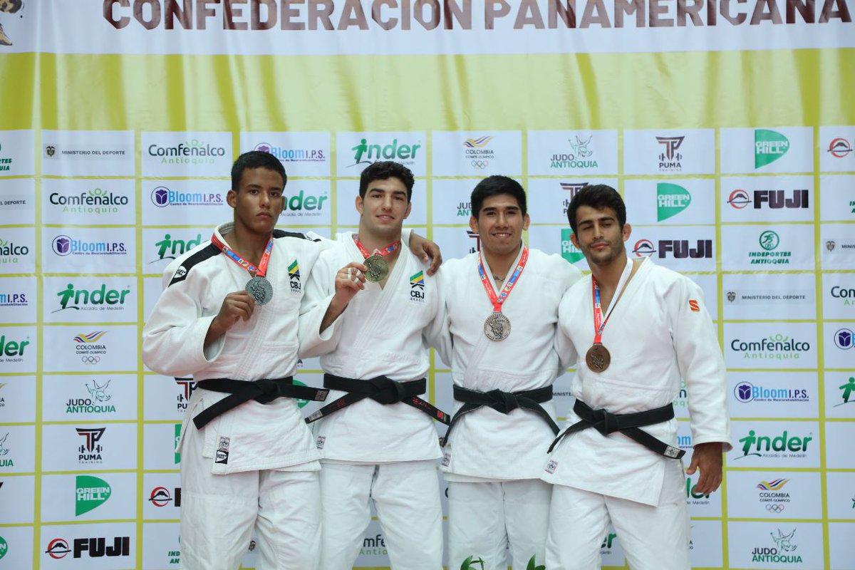 judors's tweet photo. Ouro, ouro y ouro do #judors no Open de Medellín 
https://t.co/jQsXKOxdmj https://t.co/HbZZew1eMQ