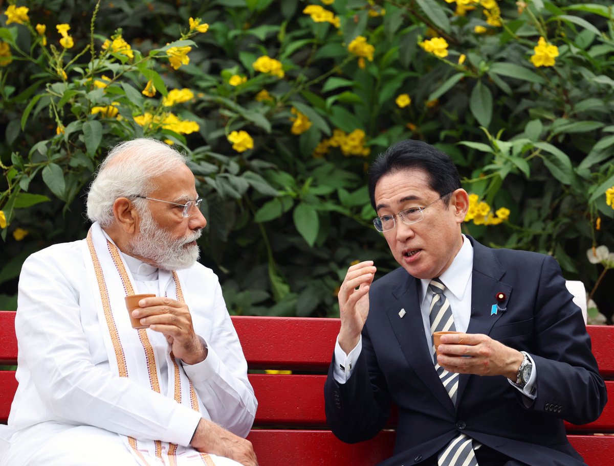 narendramodi's tweet photo. One of the aspects which connects India and Japan is the teachings of Lord Buddha. 

PM @kishida230 and I went to the Buddha Jayanti Park in Delhi. Sharing some glimpses. https://t.co/DL64YUQqdg