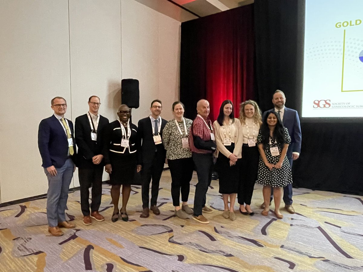 ankitaguptamd's tweet photo. Class of 2023! @GynSurgery @docfoleygyn @StacyLengerMD @joeyp_md @SarahNapoe #sgs2023 #teamred https://t.co/uVZzQat8GT