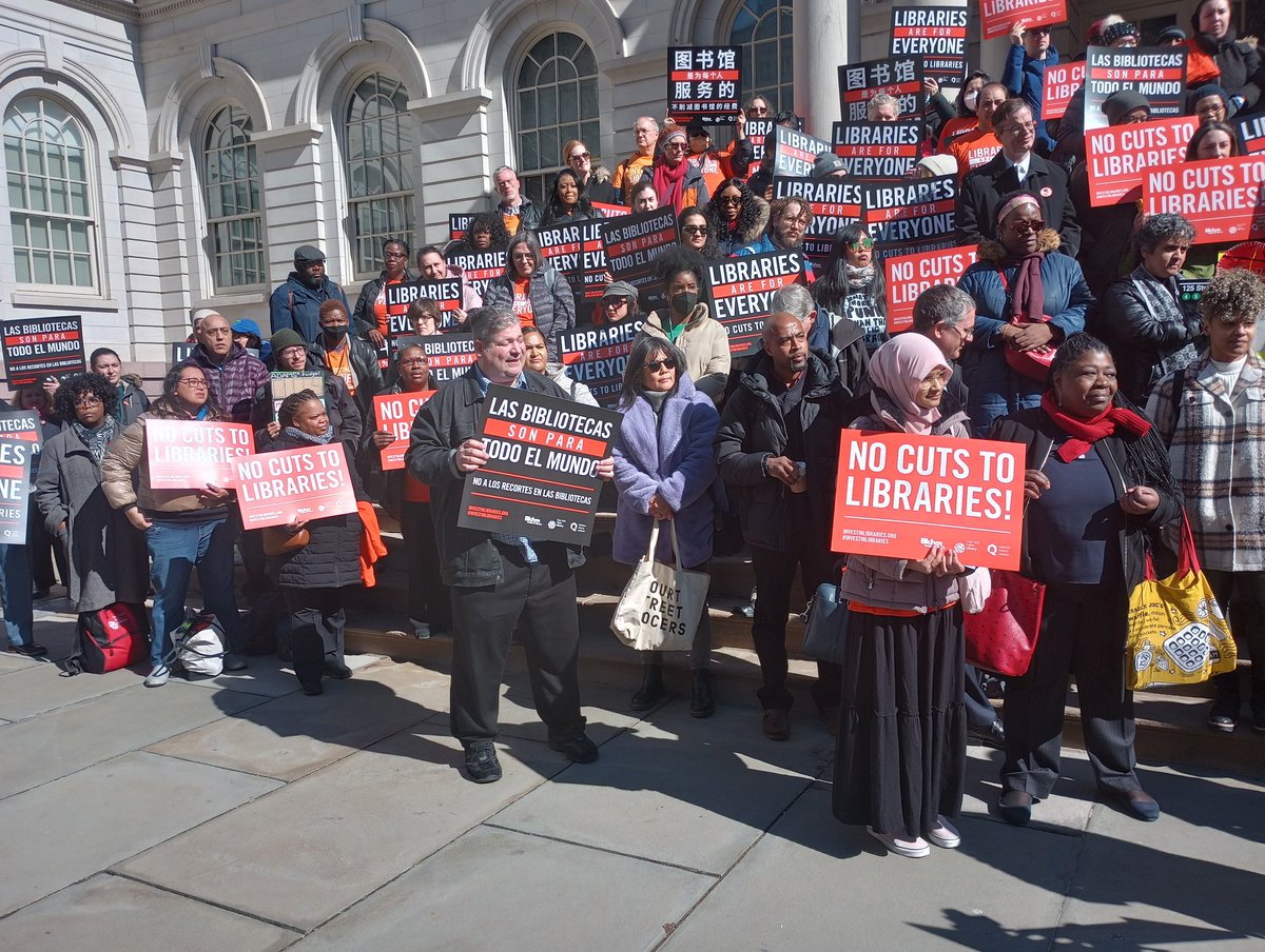 Chrislejohnyc's tweet image. Rally for Libraries @LincolnRestler @OsseChi @NYCCouncil38 @DC37nyc @ChrisMarteNYC @CMChiOsse @QPLNYC @tiffany_caban @SandraForNY1 @BKLYNlibrary @nypl @KevinCRiley @alexaforcouncil @KathyParkPrice #NoCutsToLibraries @NYCLibraries #InvestInLibraries @FarahNLouis @CMFarahLouis