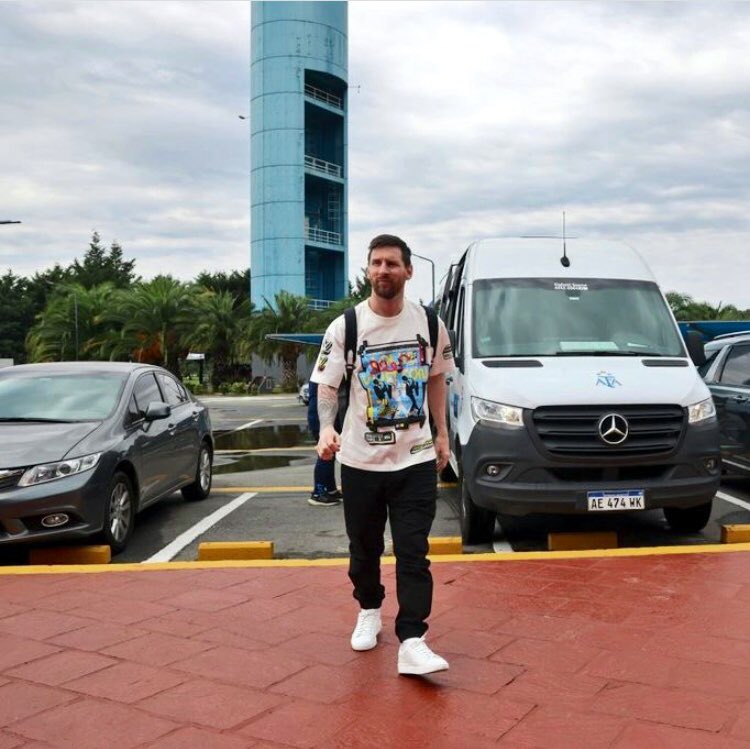 LLEGO EL REY 🤴🏼🤩