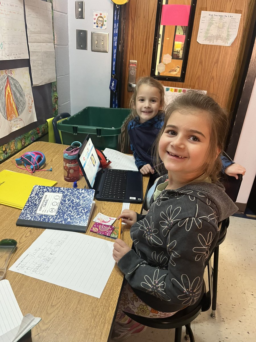 Lizzie Fragale tweet media