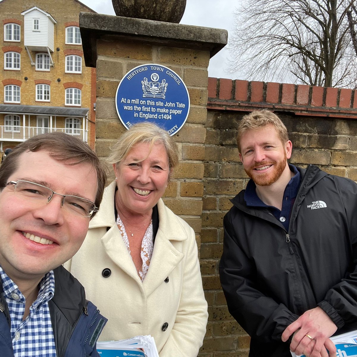 Another weekend out and about in Sawbridgeworth and Hertford chatting to residents with our fantastic local councillors, candidates and activists. 💙 @HertStortford