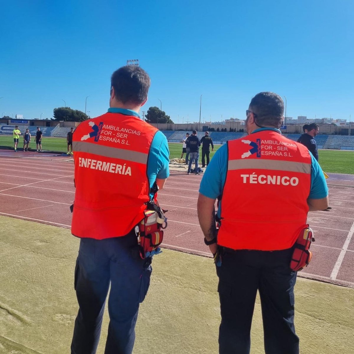 forser_amb's tweet photo. En estos días @ambulancias.forser cuidará de los opositores a #bombero en #sanfernando  preparados para brindar #atenciónsanitaria a opositores y asistentes de manera segura y confiable en caso de emergencia.

#ServicioPreventivo
#emergencias https://t.co/EIai5fGpGg