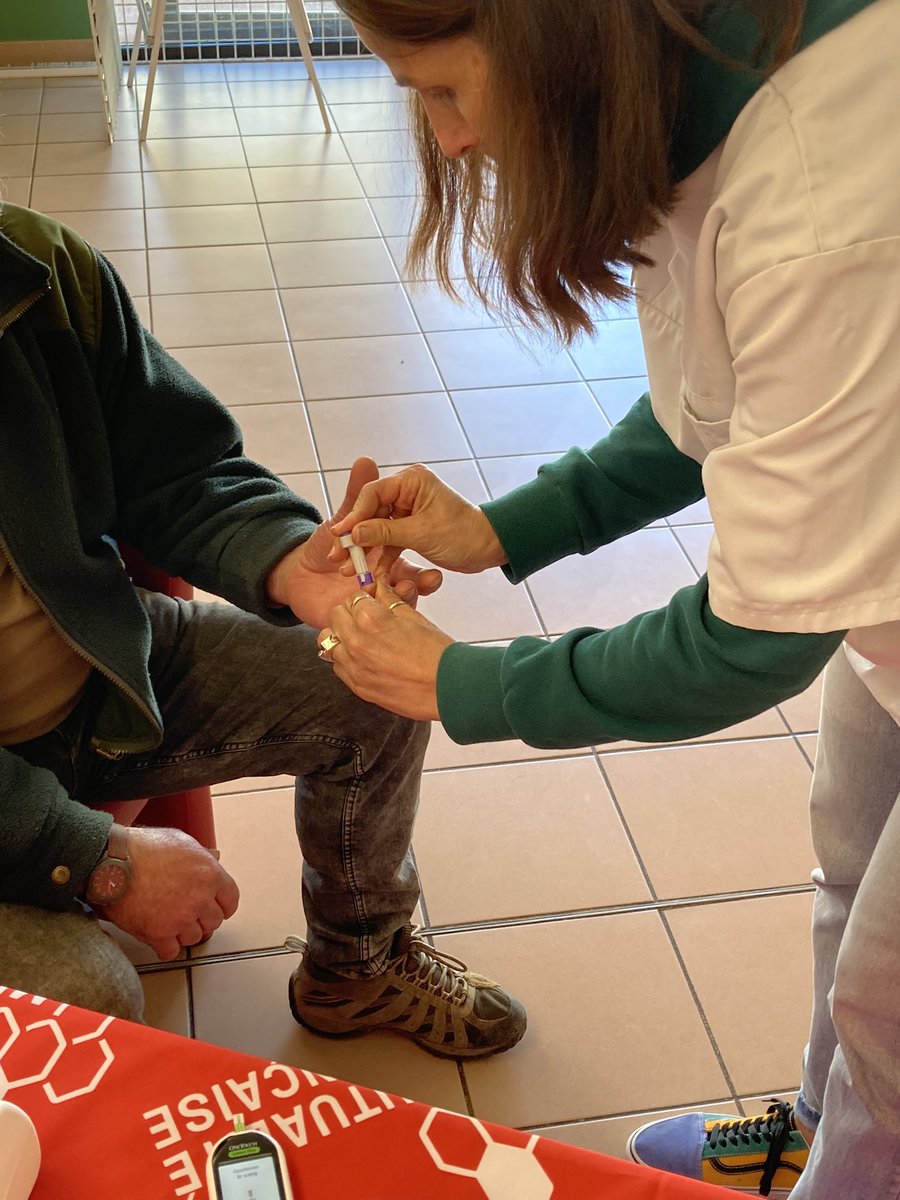 RabhaBenalla's tweet photo. Aujourd’hui la @MutOccitanie propose une journée dédiée aux dépistages #auditifs #visuels #diabete #tension #fragilite #memoire avec l’appui financier de la #conferencedesfinanceurs #prevention #teamut #seniorsalecoutedevotresante https://t.co/GRhM1Z9rJ7