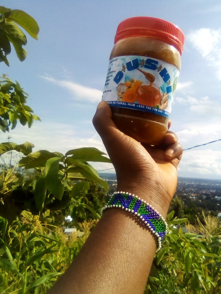 NizaAsili's tweet photo. Sijui na mimi nitangaze DUSHI 1 kwa kila assist 1 ili twende sawa na Mama!

Au @SimbaSCTanzania watakomba DUSHI zote nifilisike😂

#TibaAsiliNiMaisha https://t.co/03tb5FzVw7